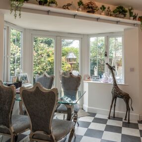 Blacktown Gardens, Marshfield. For sale with Clarke & Partners estate agent.